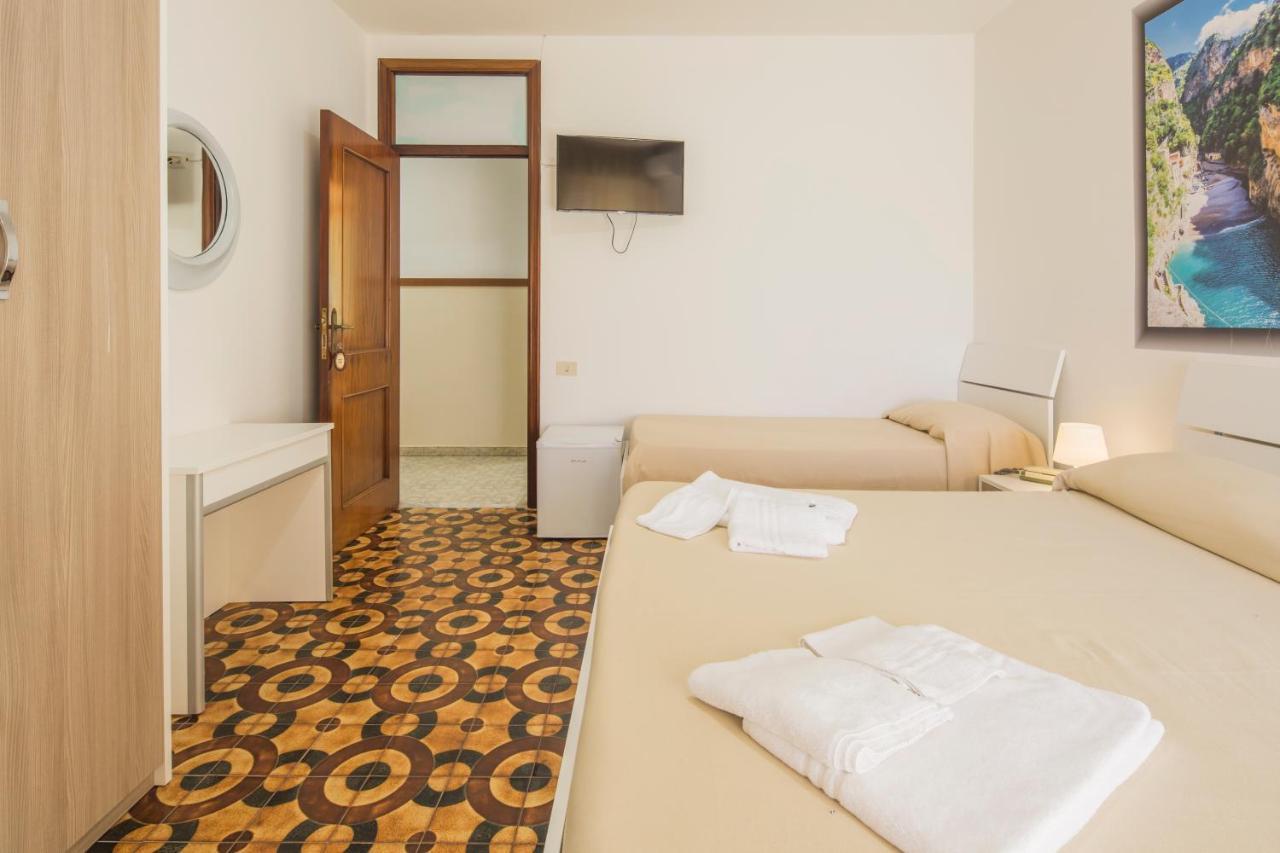 Hotel Rosy Battipaglia Luaran gambar