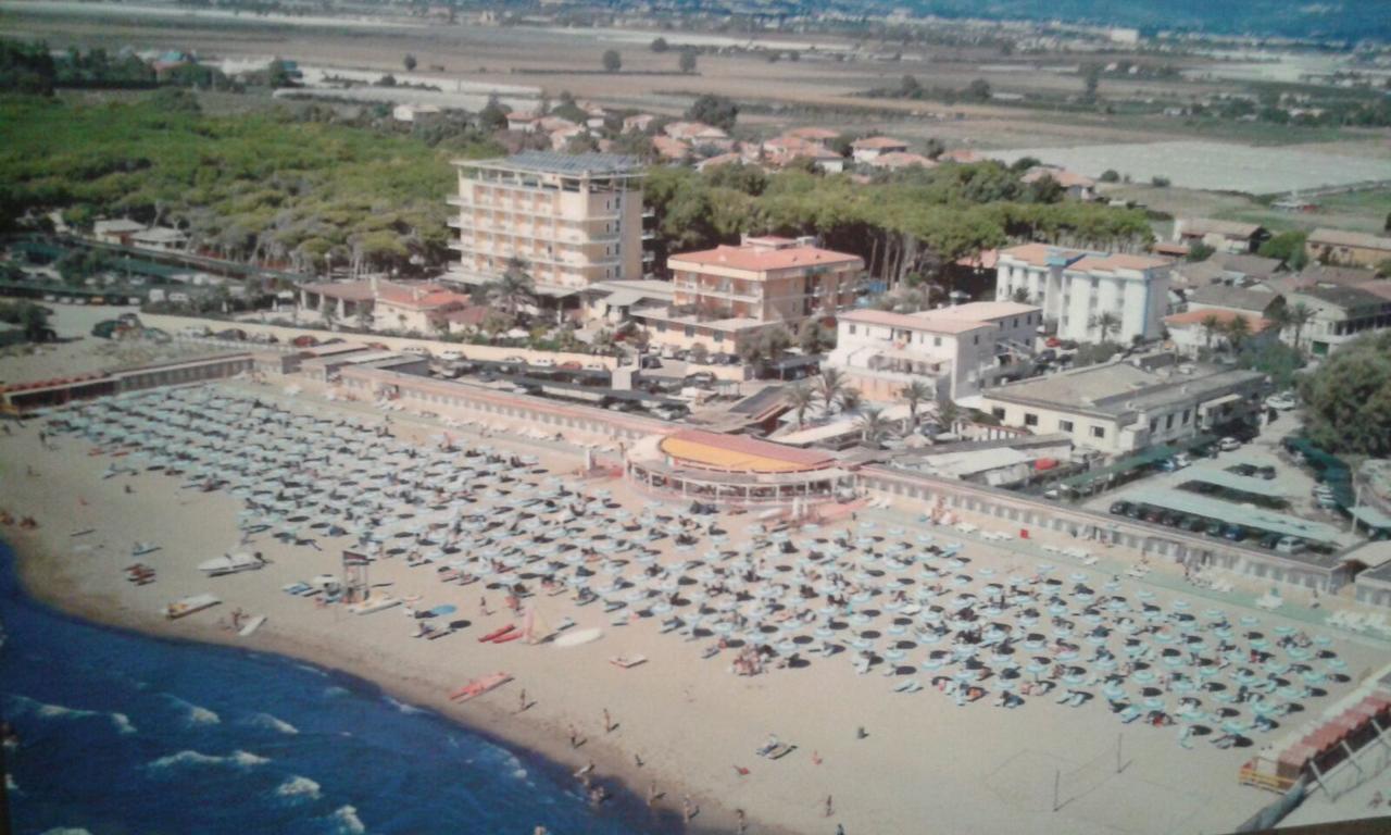 Hotel Rosy Battipaglia Luaran gambar