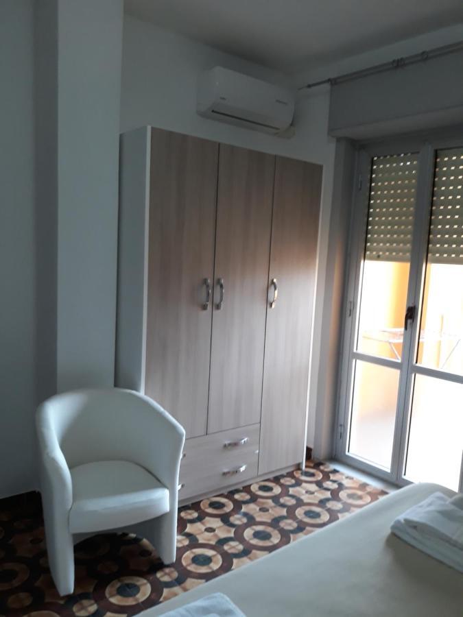 Hotel Rosy Battipaglia Luaran gambar